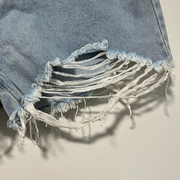 Missguided Extreme Rip Hem High-Waist Denim Shorts - Size US 8 - Picture 3 of 11